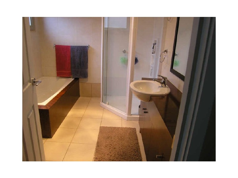 90 Beach Road, Kingston Beach TAS 7050