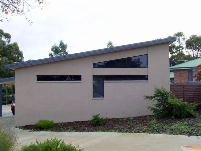 2/63 Ash Drive, Kingston TAS 7050