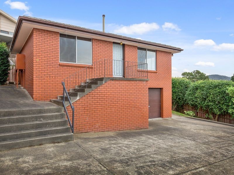 2/49 Kunama Drive, Kingston Beach TAS 7050