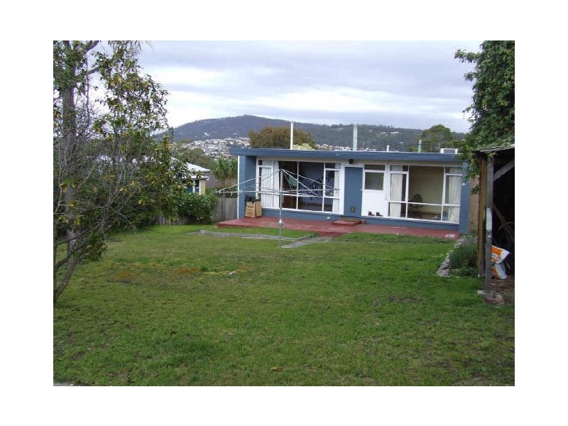 34 Talone Road, Blackmans Bay TAS 7052