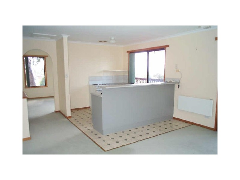 4 Dominion Court, Blackmans Bay TAS 7052