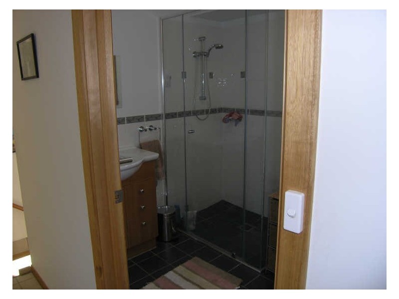 43 Diamond Drive, Blackmans Bay TAS 7052