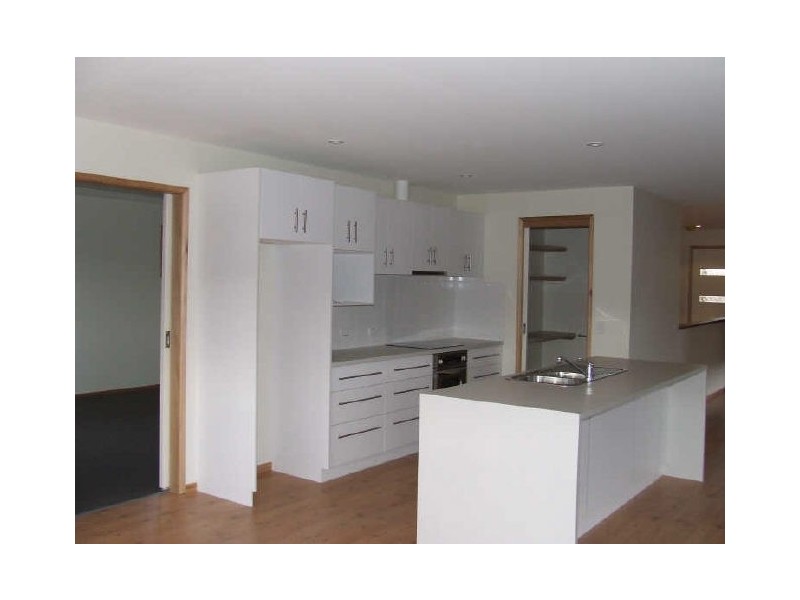 5 Alicia Road, Kingston TAS 7050