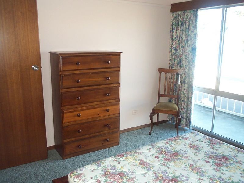 2/1 Beach Road, Kingston Beach TAS 7050