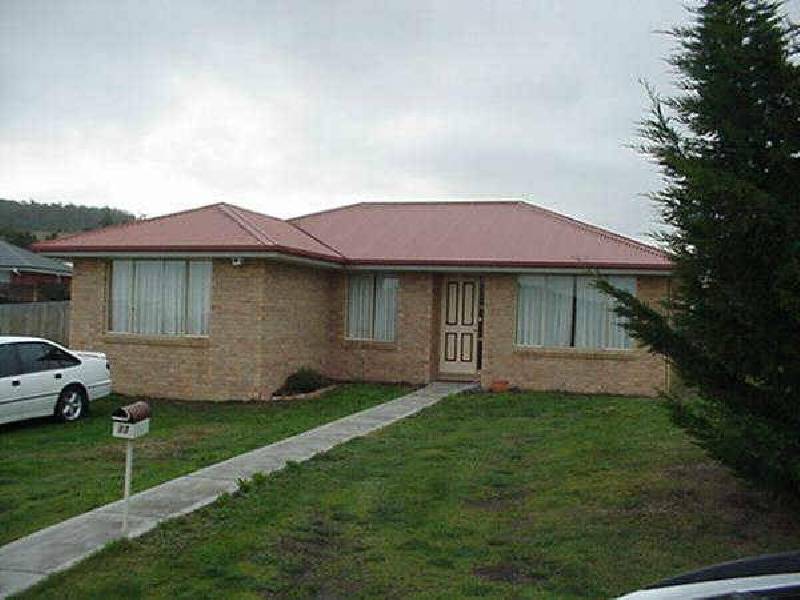 13 Corsair Place, Huntingfield TAS 7055