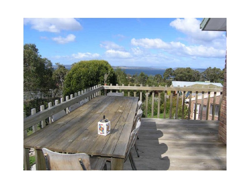 81 Crystal Downs Drive, Blackmans Bay TAS 7052