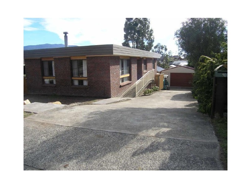 10 Willow Avenue, Kingston TAS 7050