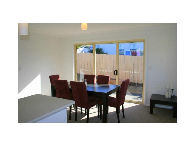 2/3 Home Avenue, Blackmans Bay TAS 7052