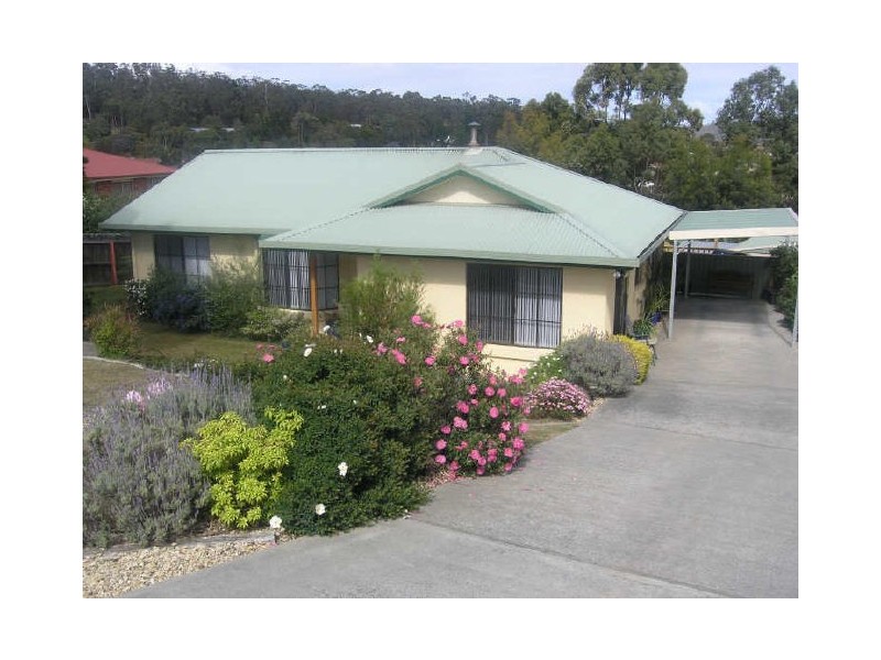 65 Hutchins Street, Kingston TAS 7050