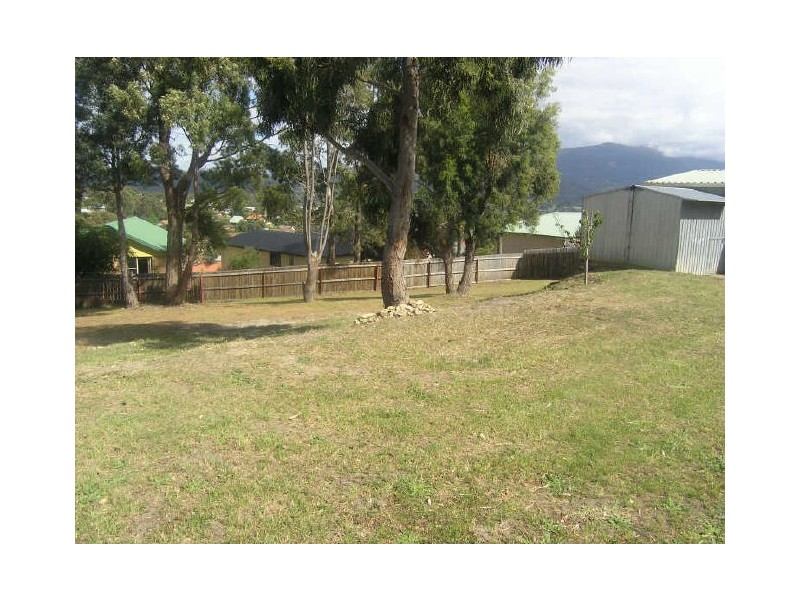 65 Hutchins Street, Kingston TAS 7050