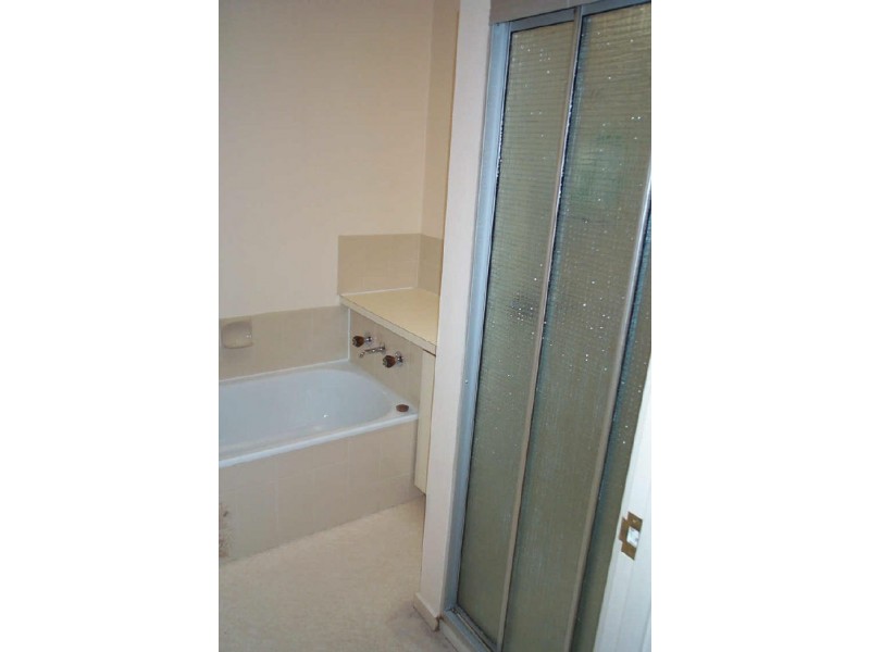 2/12 Opal Drive, Blackmans Bay TAS 7052