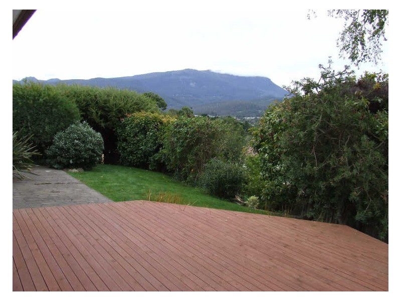 13 Lucas Street, Kingston TAS 7050