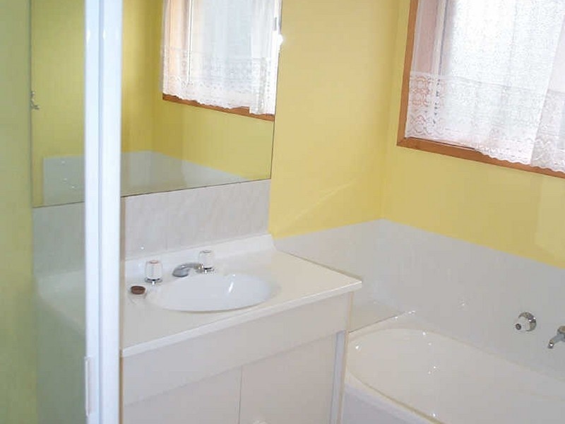 15 Hawthorn Drive, Kingston TAS 7050