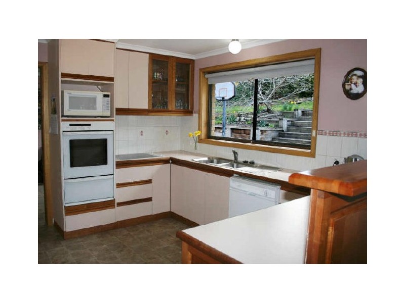 1 Willowbend Road, Kingston TAS 7050