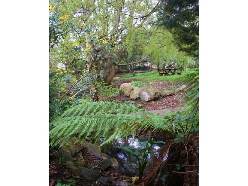 1 Willowbend Road, Kingston TAS 7050