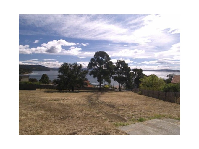 14 Jodie Court, Blackmans Bay TAS 7052