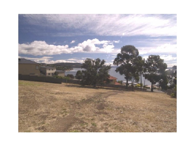 14 Jodie Court, Blackmans Bay TAS 7052