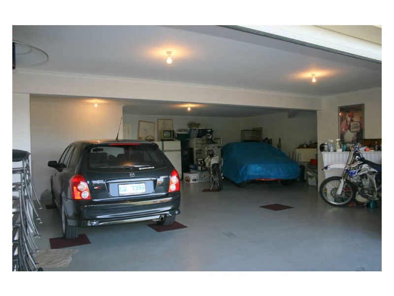 16 Timbertop Drive, Blackmans Bay TAS 7052