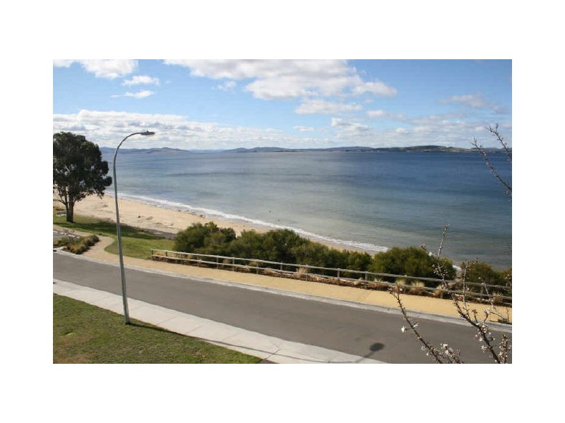 46 Ocean Esplanade, Blackmans Bay TAS 7052