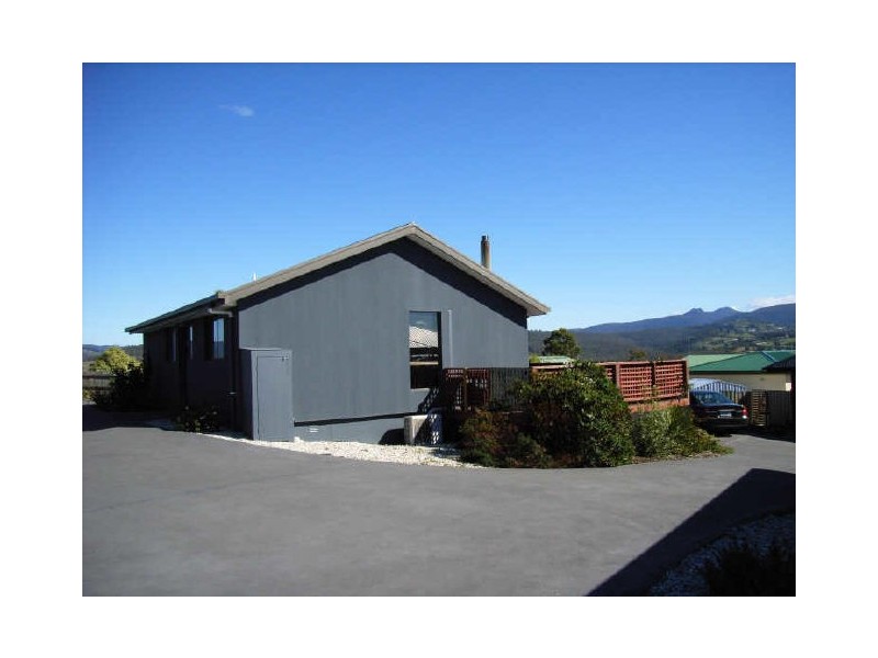 1/297 Redwood Road, Kingston TAS 7050