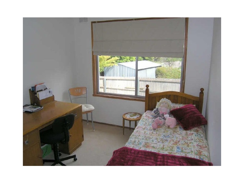 17 Wattle Street, Kingston TAS 7050
