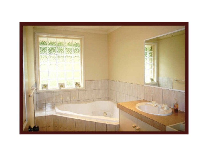 28 Stringybark Road, Bonnet Hill TAS 7053