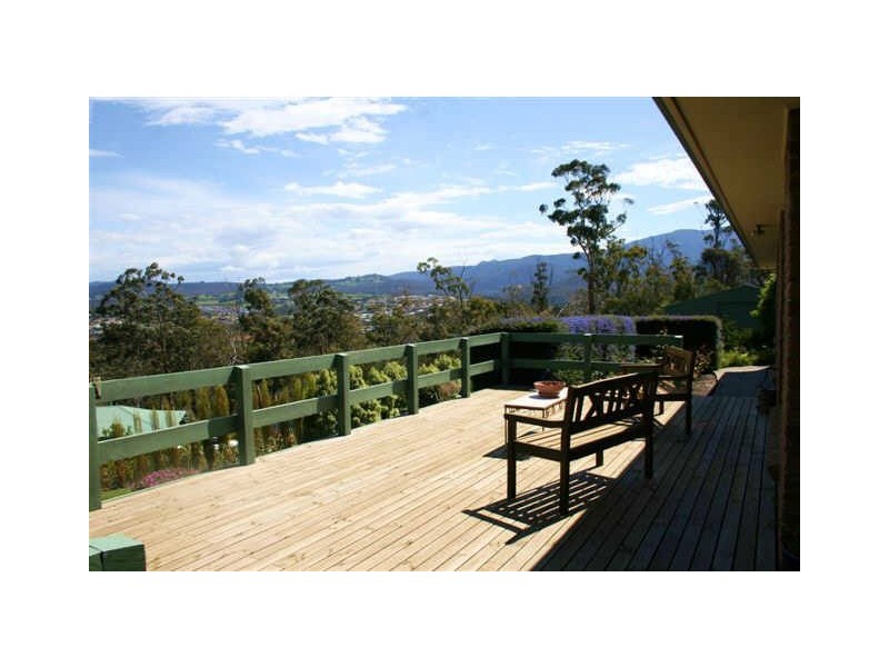 28 Stringybark Road, Bonnet Hill TAS 7053