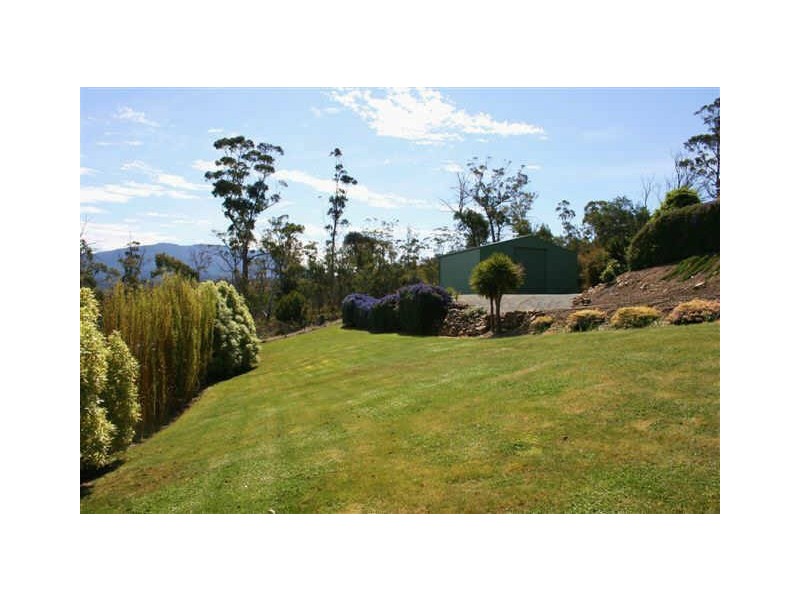 28 Stringybark Road, Bonnet Hill TAS 7053