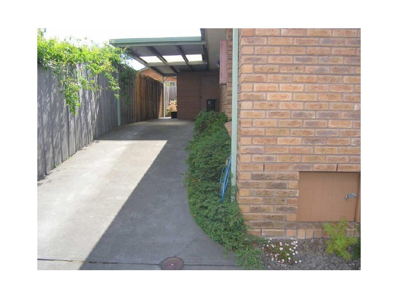 2/14 Grevillea Way, Kingston TAS 7050