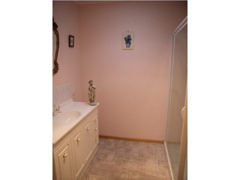 2 Glen Ellen Rise, Kingston TAS 7050