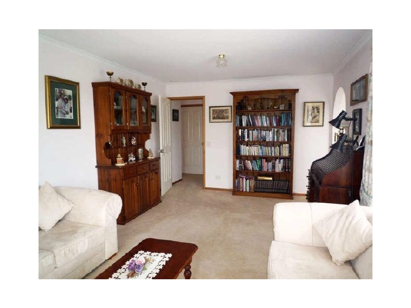 305 Redwood Road, Kingston TAS 7050