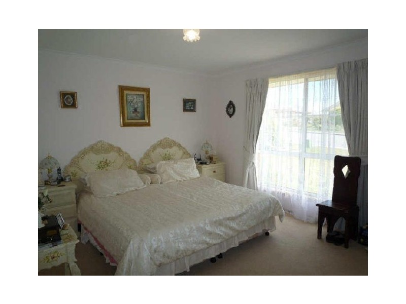 305 Redwood Road, Kingston TAS 7050