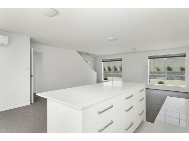 Unit 18/9 Maranoa Road, Kingston TAS 7050