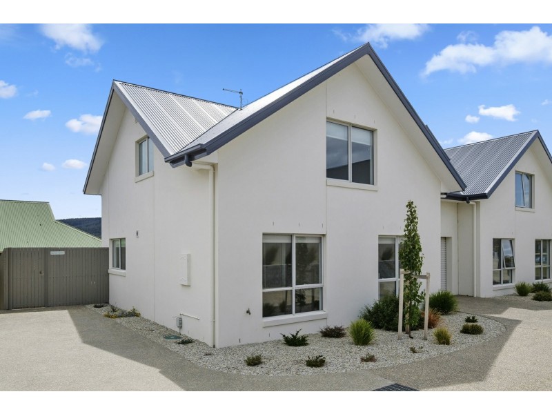Unit 18/9 Maranoa Road, Kingston TAS 7050