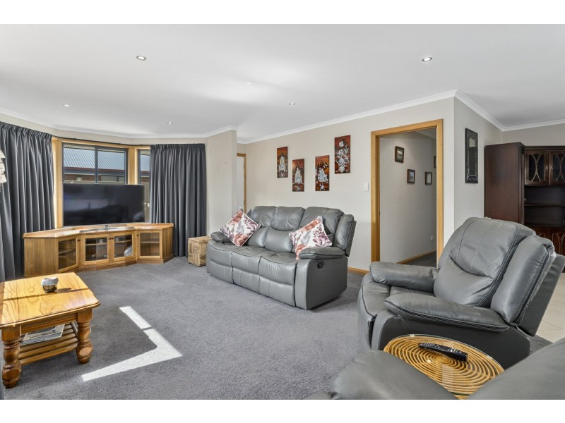 Unit 2/2 Trevally Court, Kingston TAS 7050