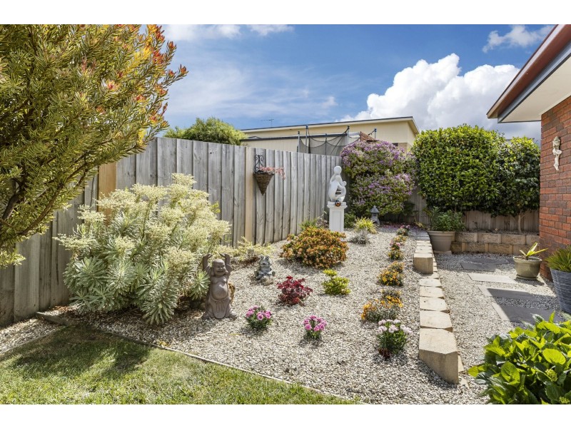 Unit 2/2 Trevally Court, Kingston TAS 7050