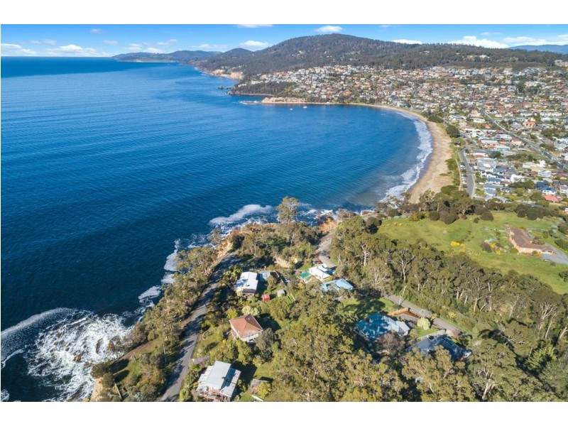 2 Home Avenue, Blackmans Bay TAS 7052