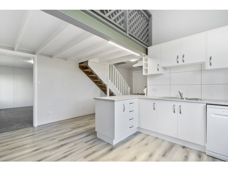 27 Saddle Road, Kettering TAS 7155