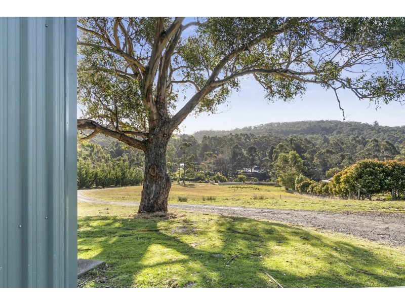 27 Saddle Road, Kettering TAS 7155