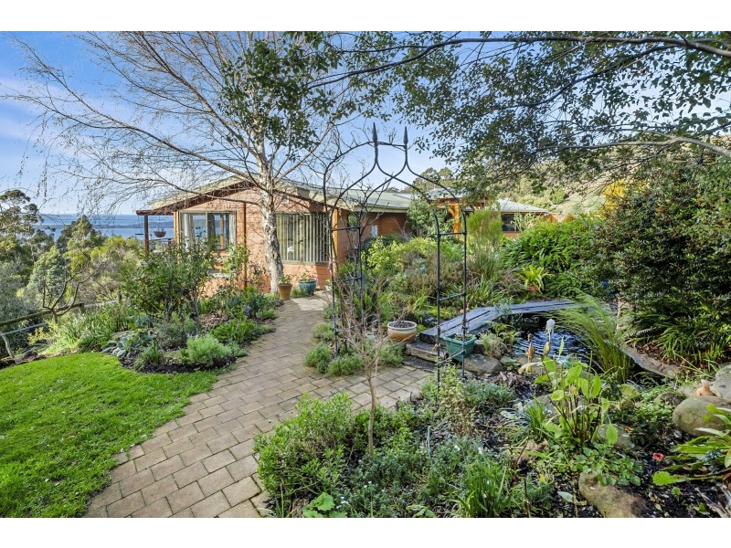 239 Dulcia Road, Gordon TAS 7150