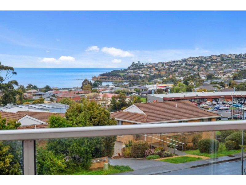 Unit 4/14 Opal Drive, Blackmans Bay TAS 7052