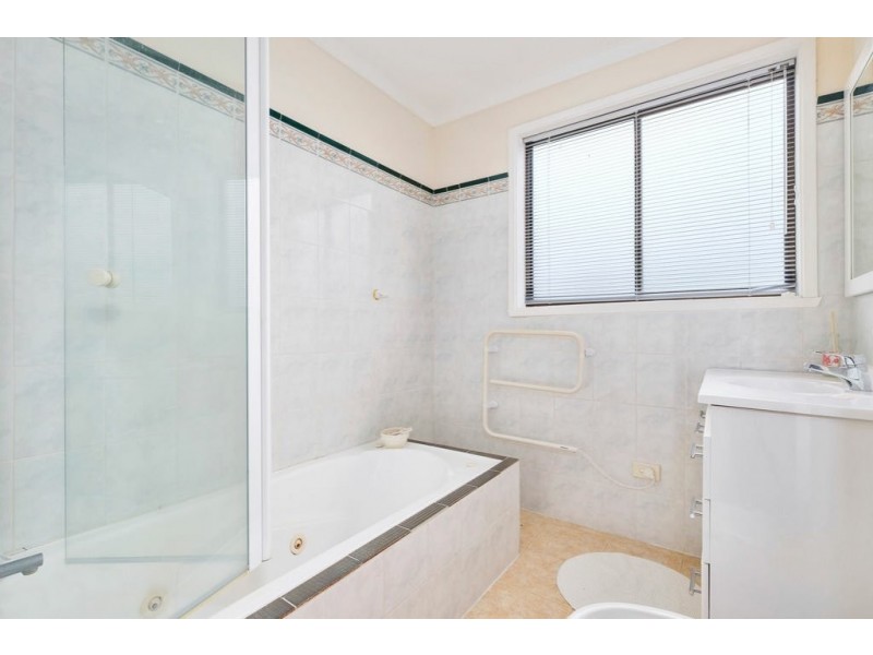 Unit 4/14 Opal Drive, Blackmans Bay TAS 7052