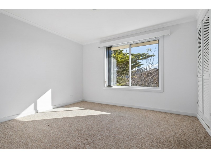 Unit 1/2 Surf Parade, Blackmans Bay TAS 7052