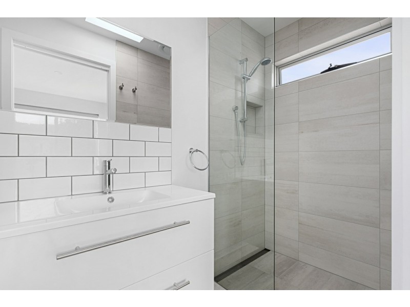 Unit B/17 Frost Street, Snug TAS 7054