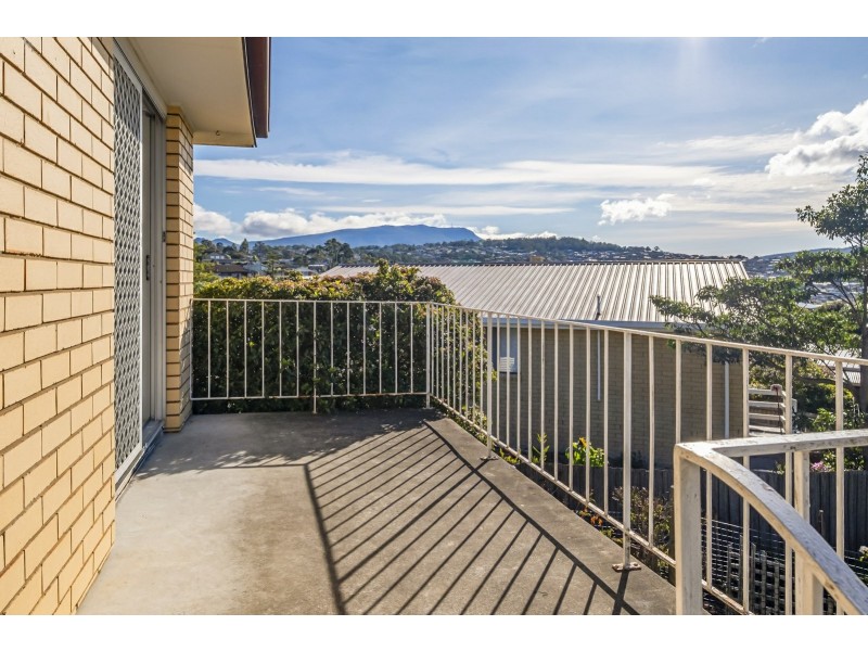 Unit 1/2 Surf Parade, Blackmans Bay TAS 7052