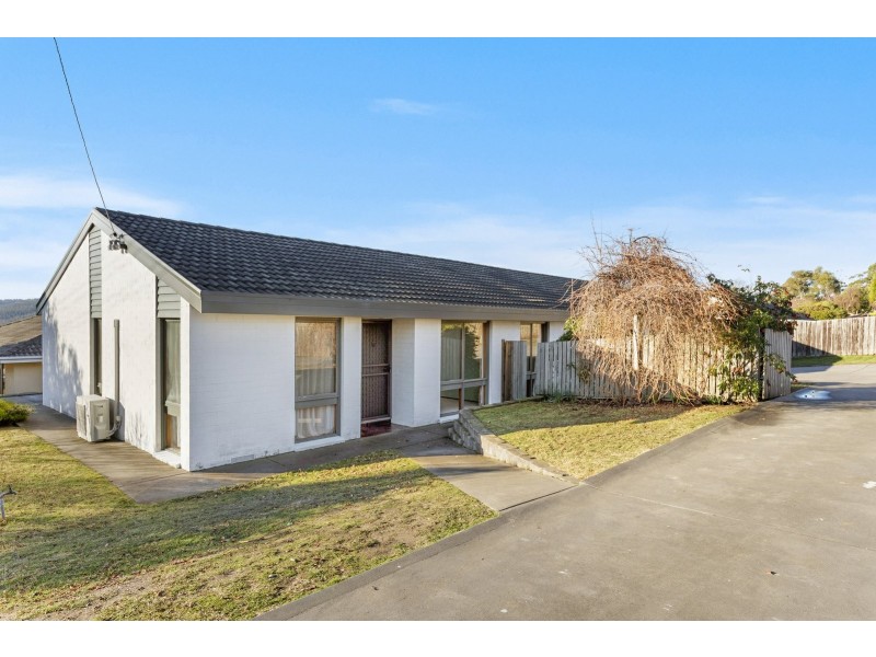 9 Serre Road, Kingston TAS 7050