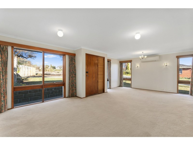 9 Serre Road, Kingston TAS 7050