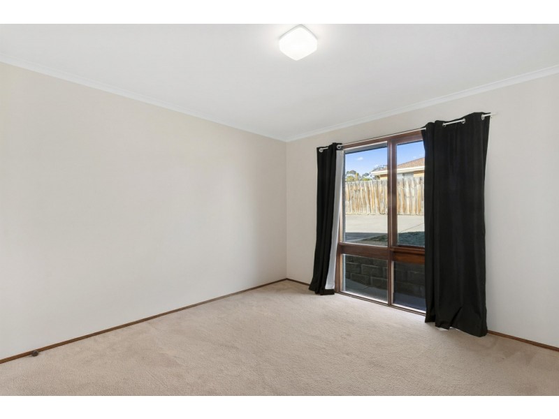 9 Serre Road, Kingston TAS 7050