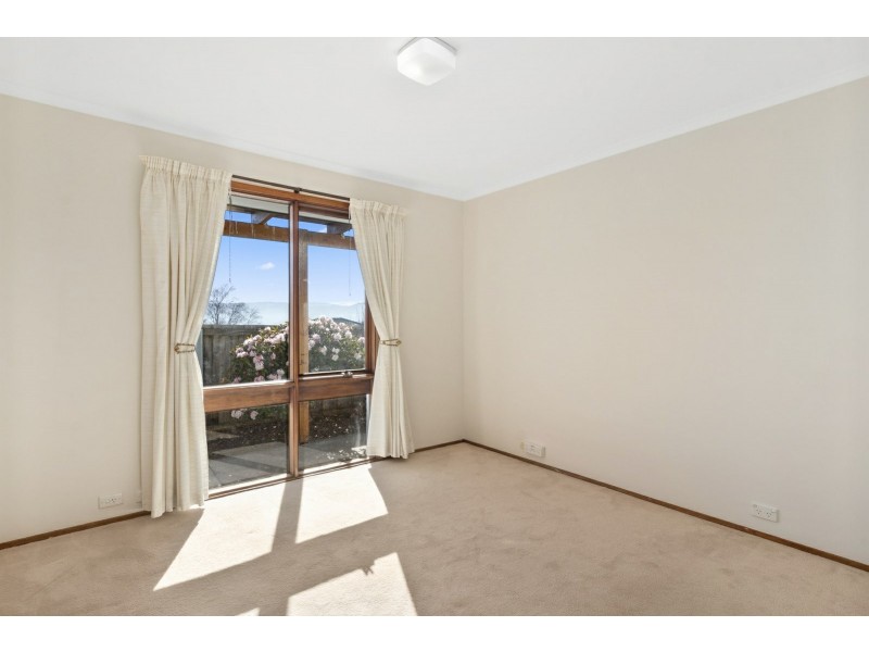 9 Serre Road, Kingston TAS 7050