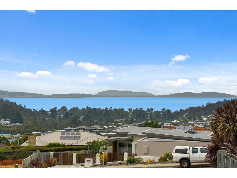 Unit 3/1 Tonic Hill Court, Kingston TAS 7050